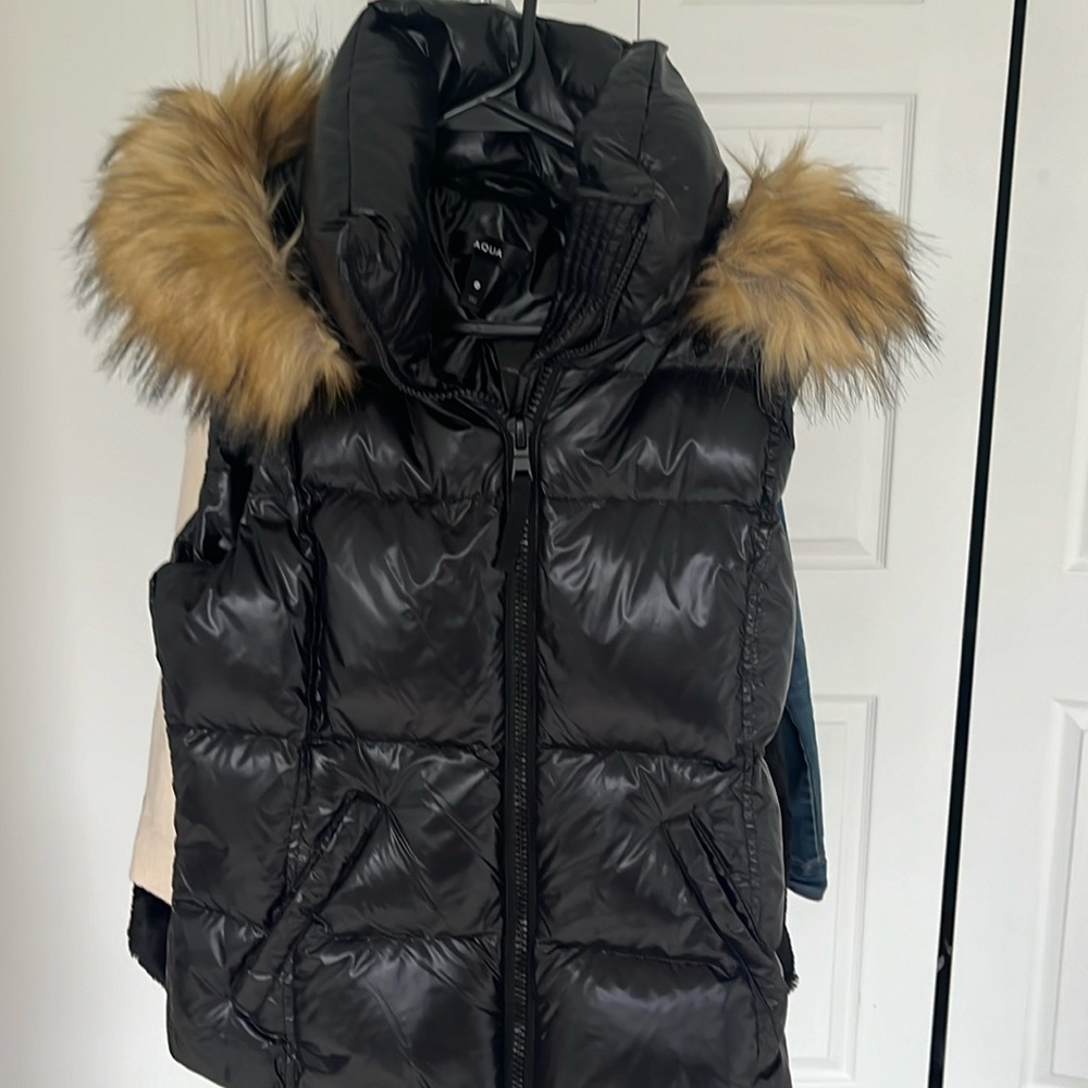 Black Puffy Vest with faux fur trim on hood